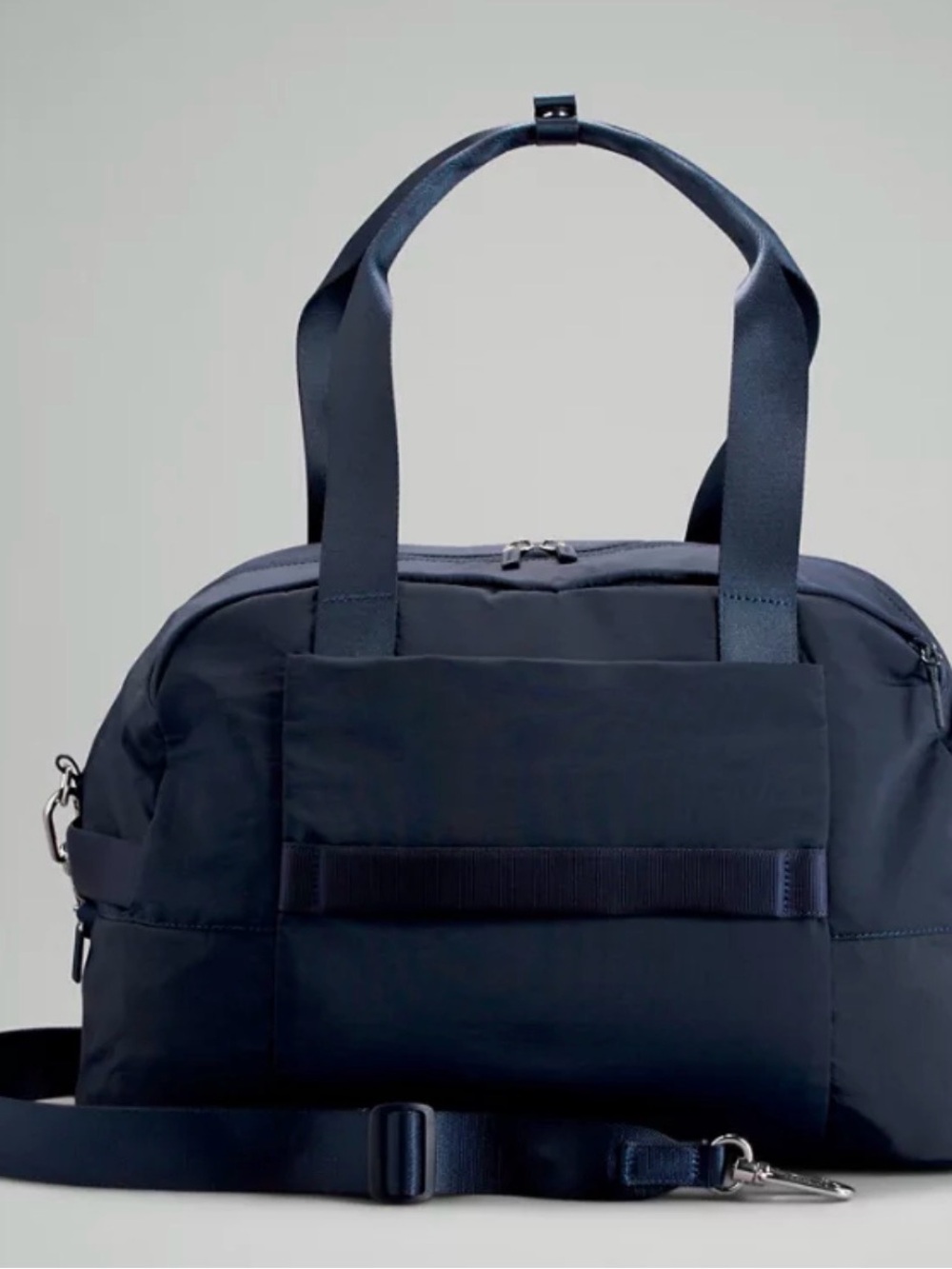 lululemon City Adventurer Duffle Bag 29L Club Patch Navy and White for Travel - Picture 3 of 6